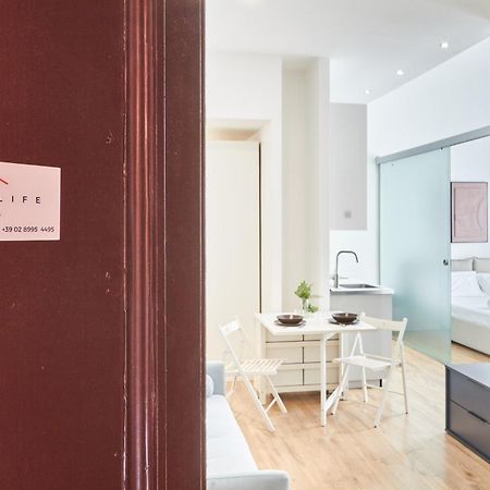 Spacious Flat Close To Fondazione Prada & Metro Milan Luaran gambar