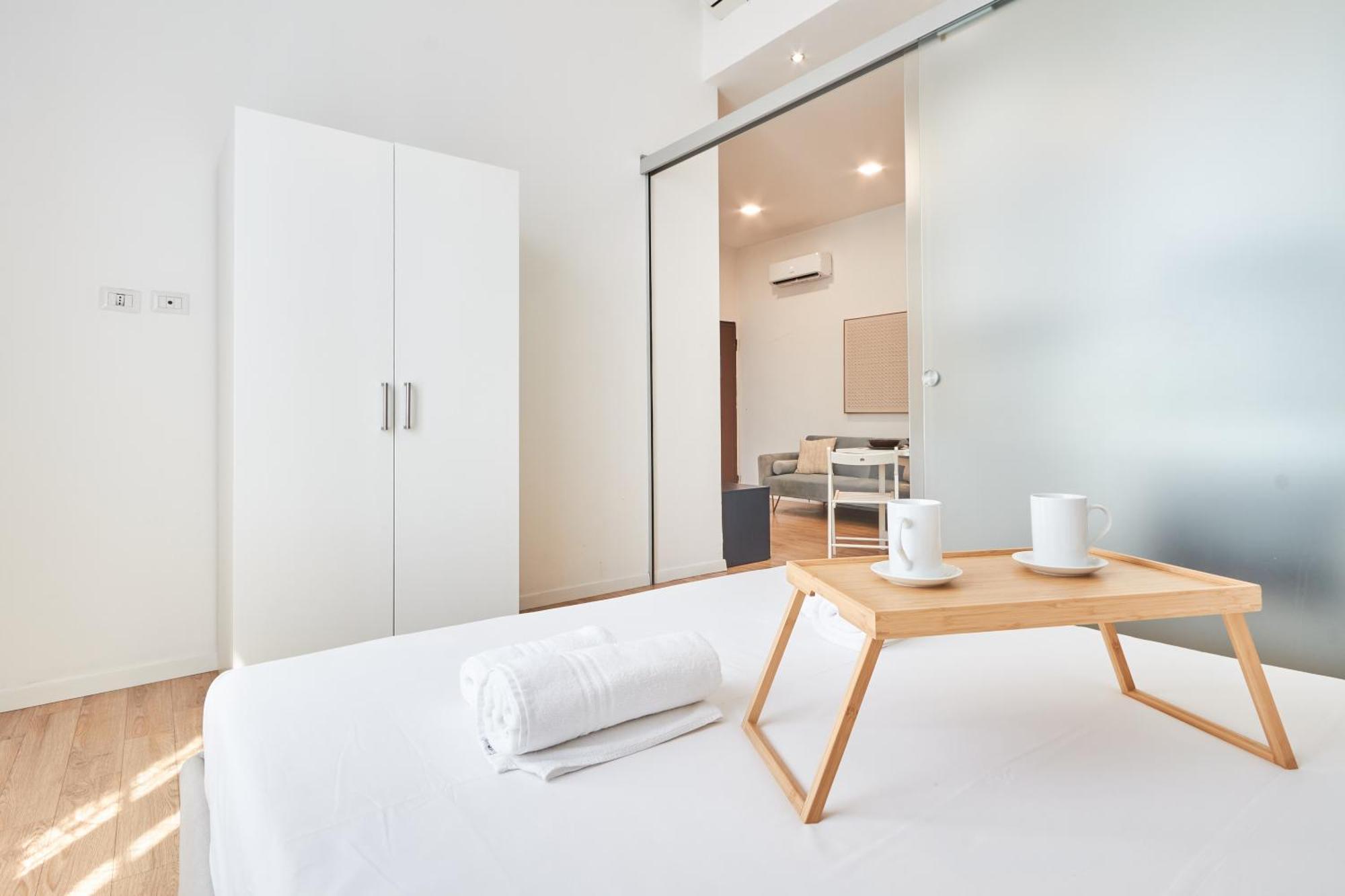 Spacious Flat Close To Fondazione Prada & Metro Milan Luaran gambar