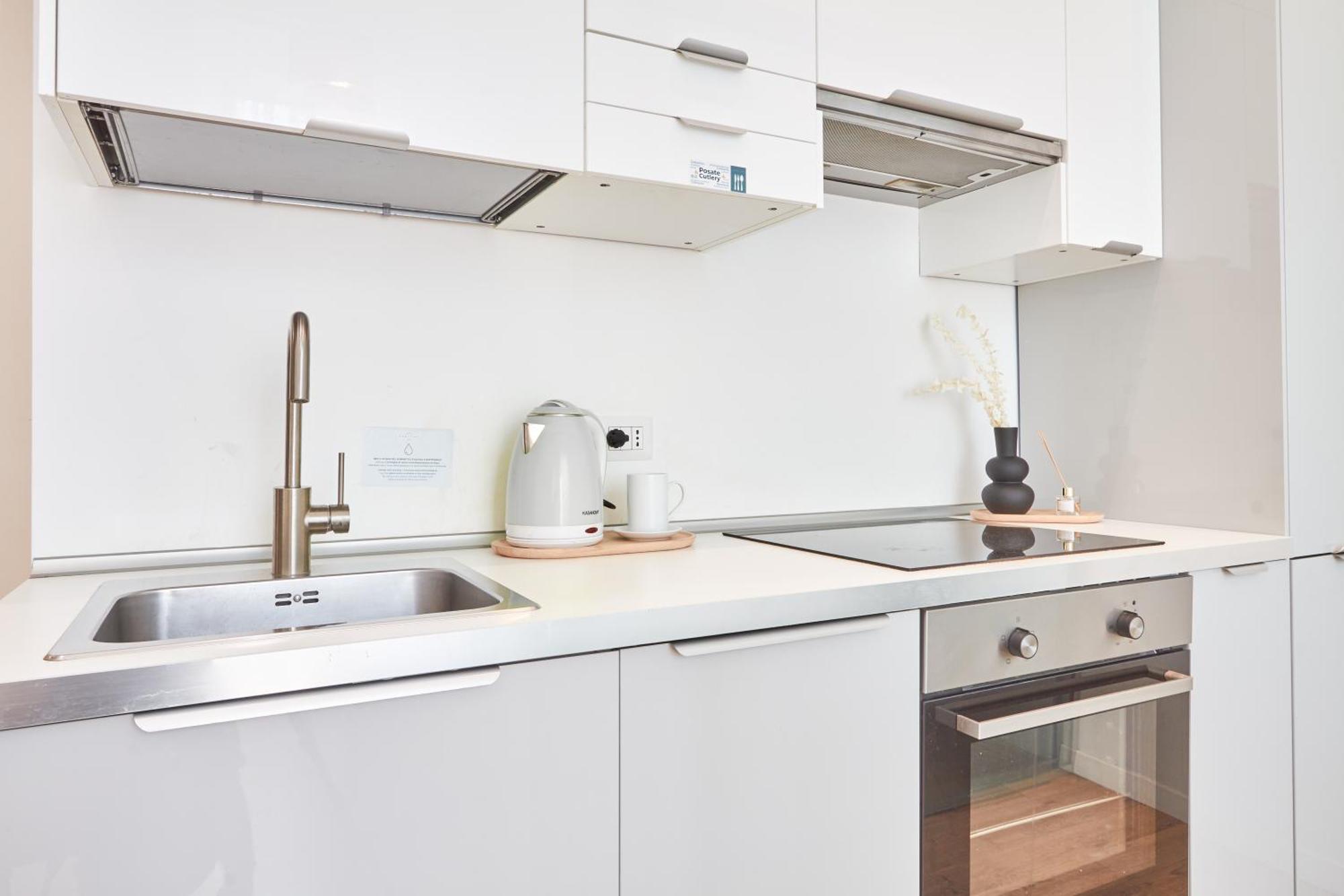 Spacious Flat Close To Fondazione Prada & Metro Milan Luaran gambar